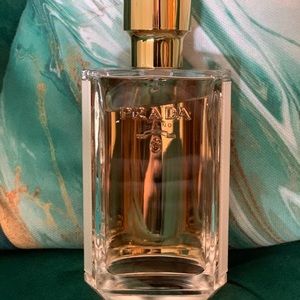 Prada La Femme